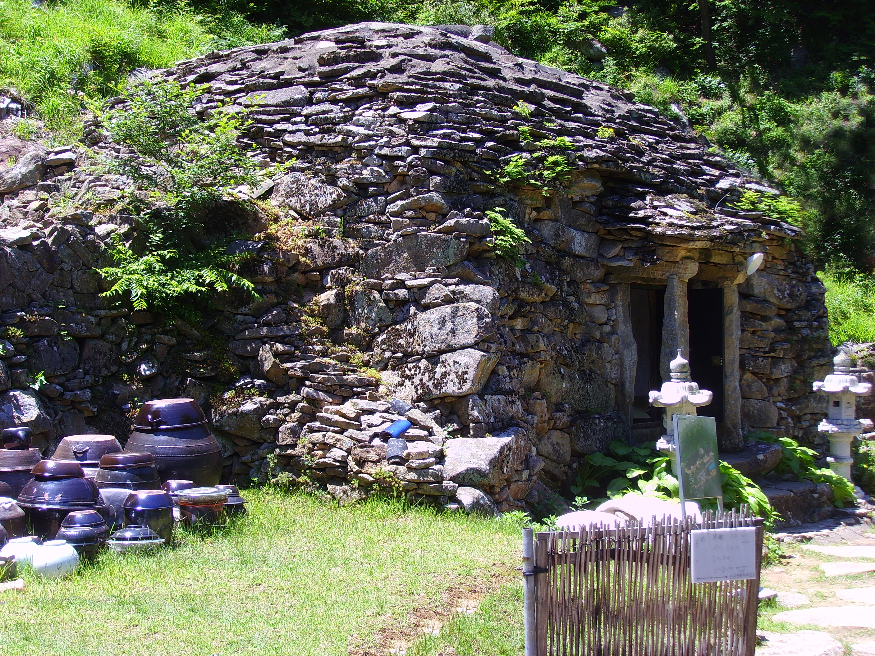 Grotto of Boanam in Dasolsa Temple file Image