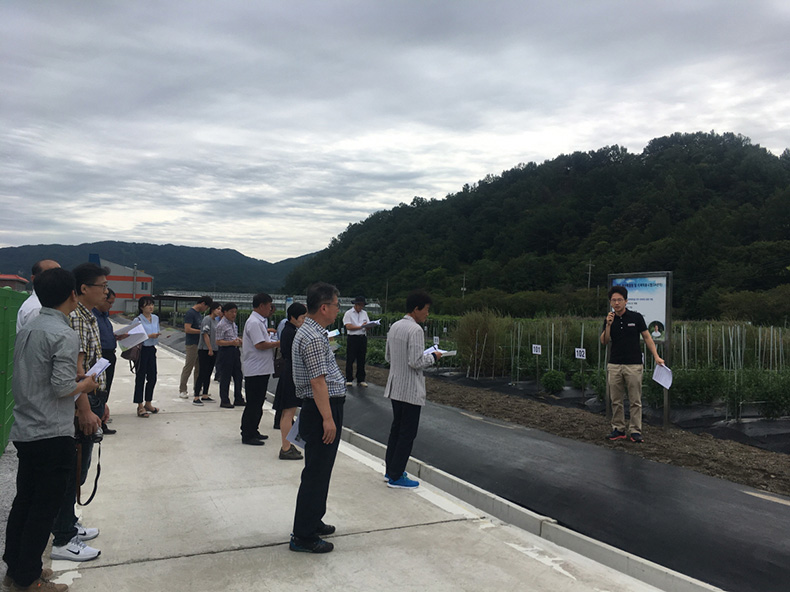 2018.8.22.(수)경남도농업기술원_약용자원분야시험연구사업점검.jpg