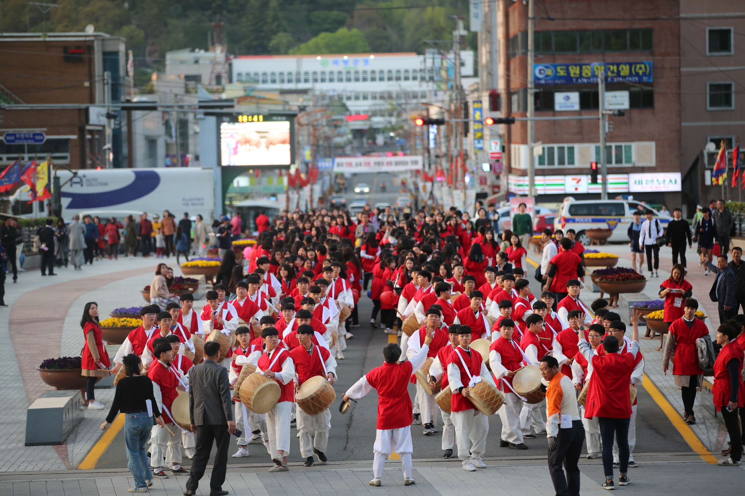 홍의장군 축제의 파일 이미지3